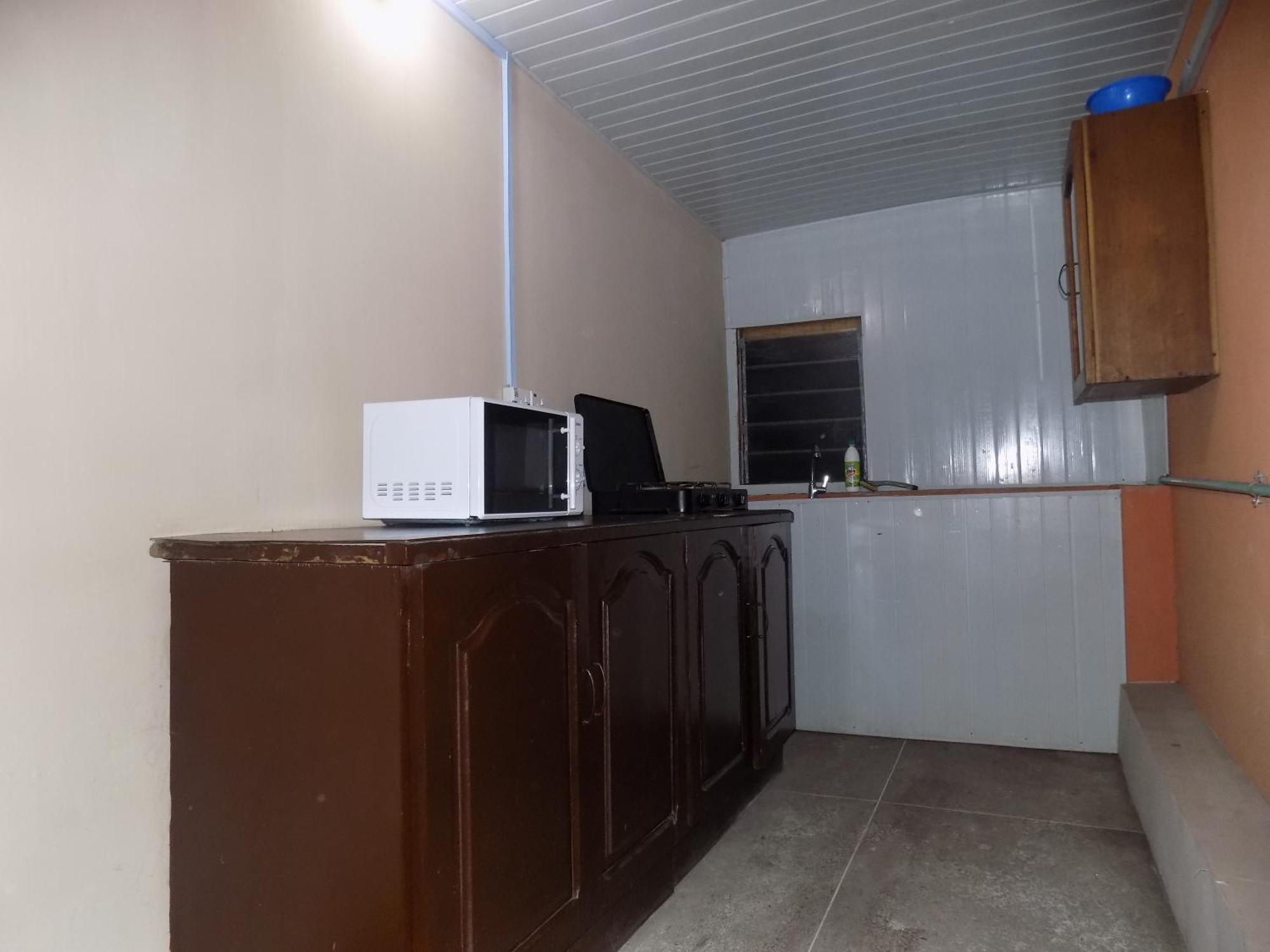 Posh Apartments And Hotel Ikeja Oda fotoğraf