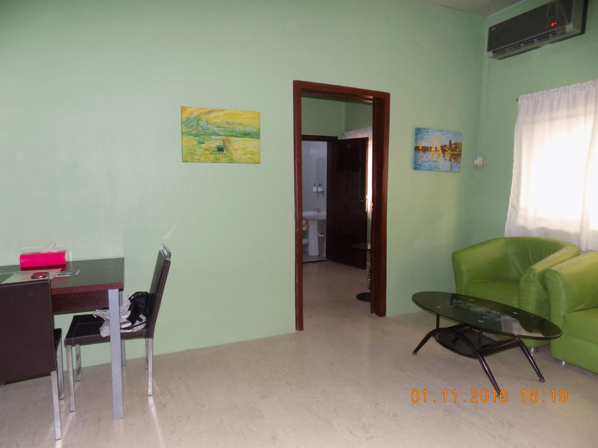 Posh Apartments And Hotel Ikeja Dış mekan fotoğraf
