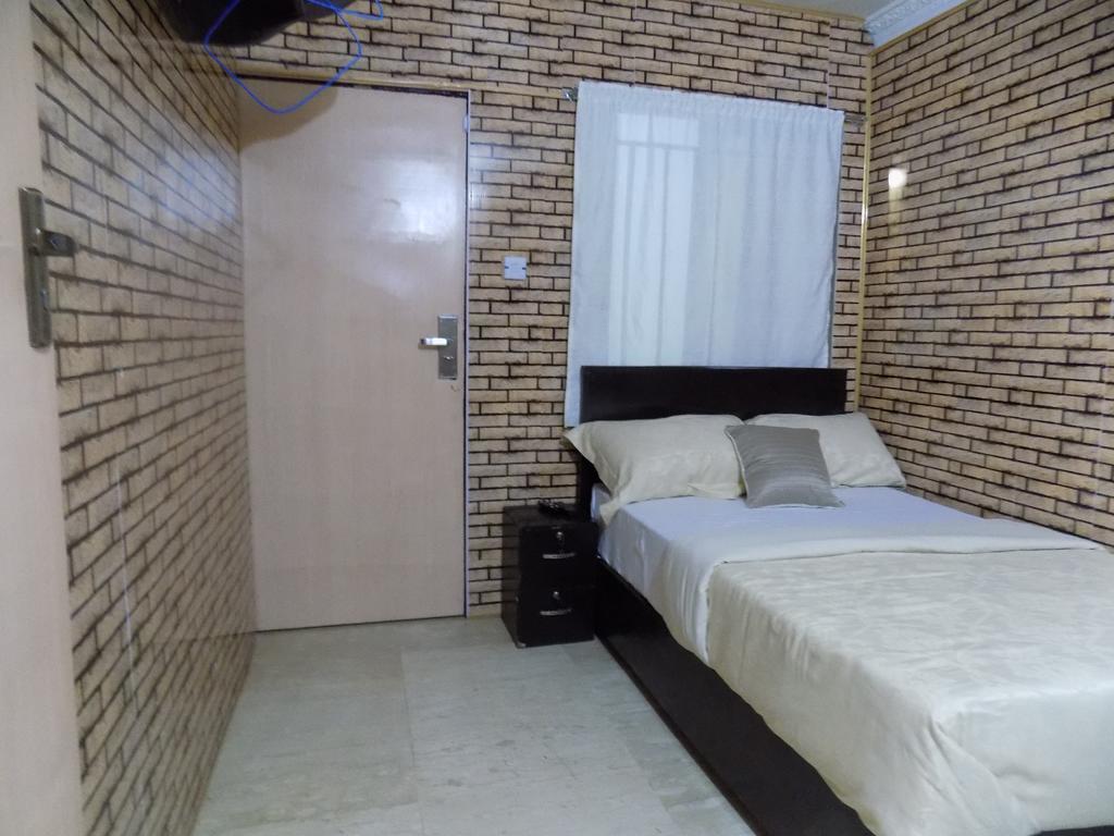 Posh Apartments And Hotel Ikeja Dış mekan fotoğraf