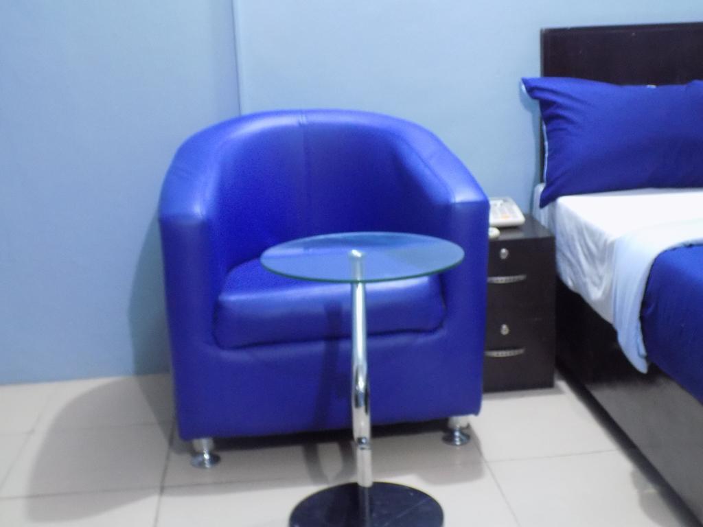 Posh Apartments And Hotel Ikeja Dış mekan fotoğraf