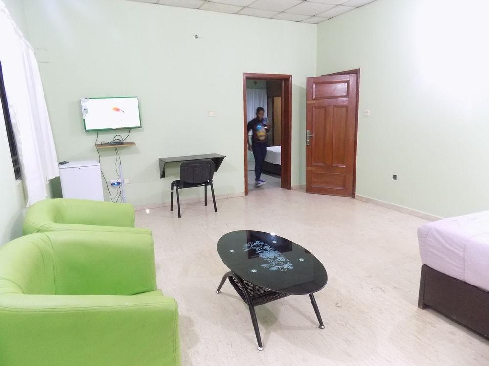 Posh Apartments And Hotel Ikeja Dış mekan fotoğraf