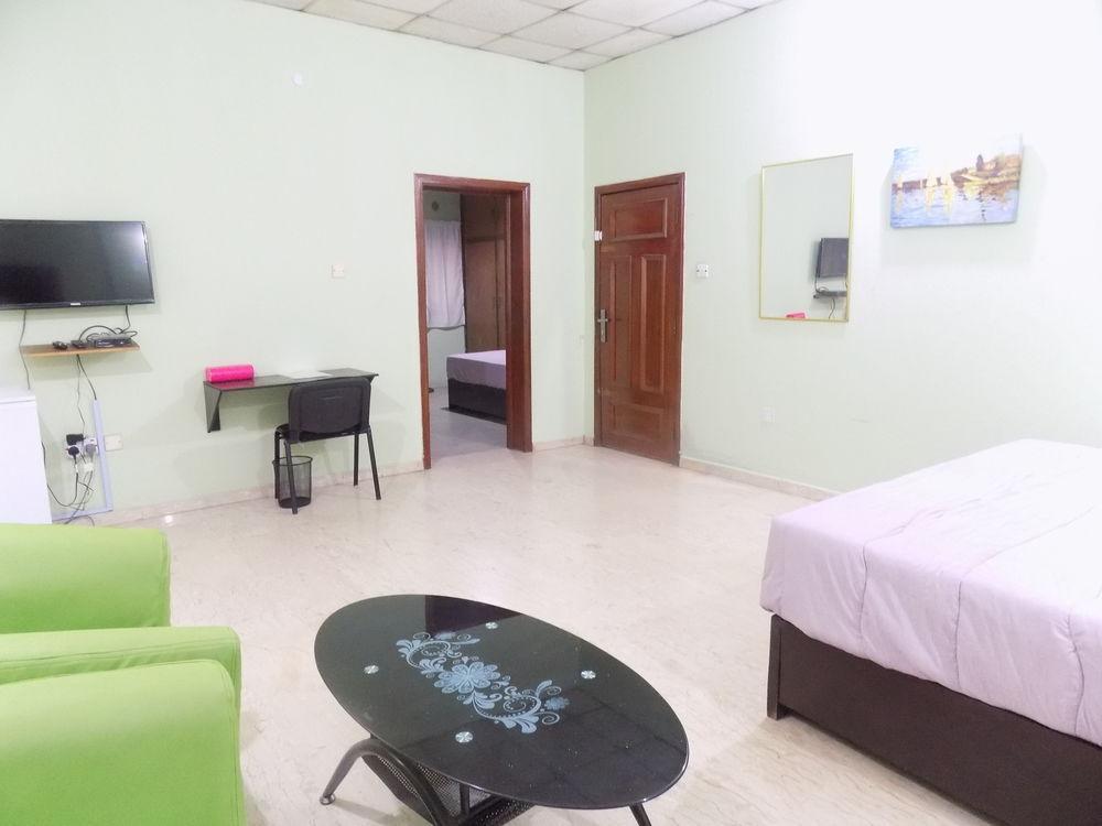 Posh Apartments And Hotel Ikeja Dış mekan fotoğraf