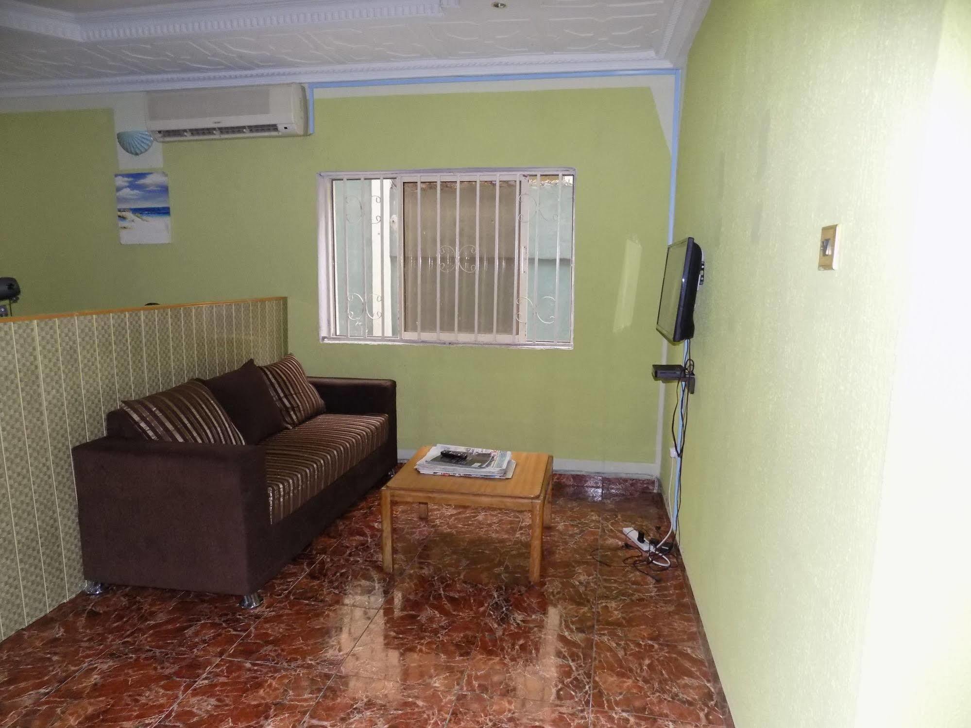 Posh Apartments And Hotel Ikeja Dış mekan fotoğraf