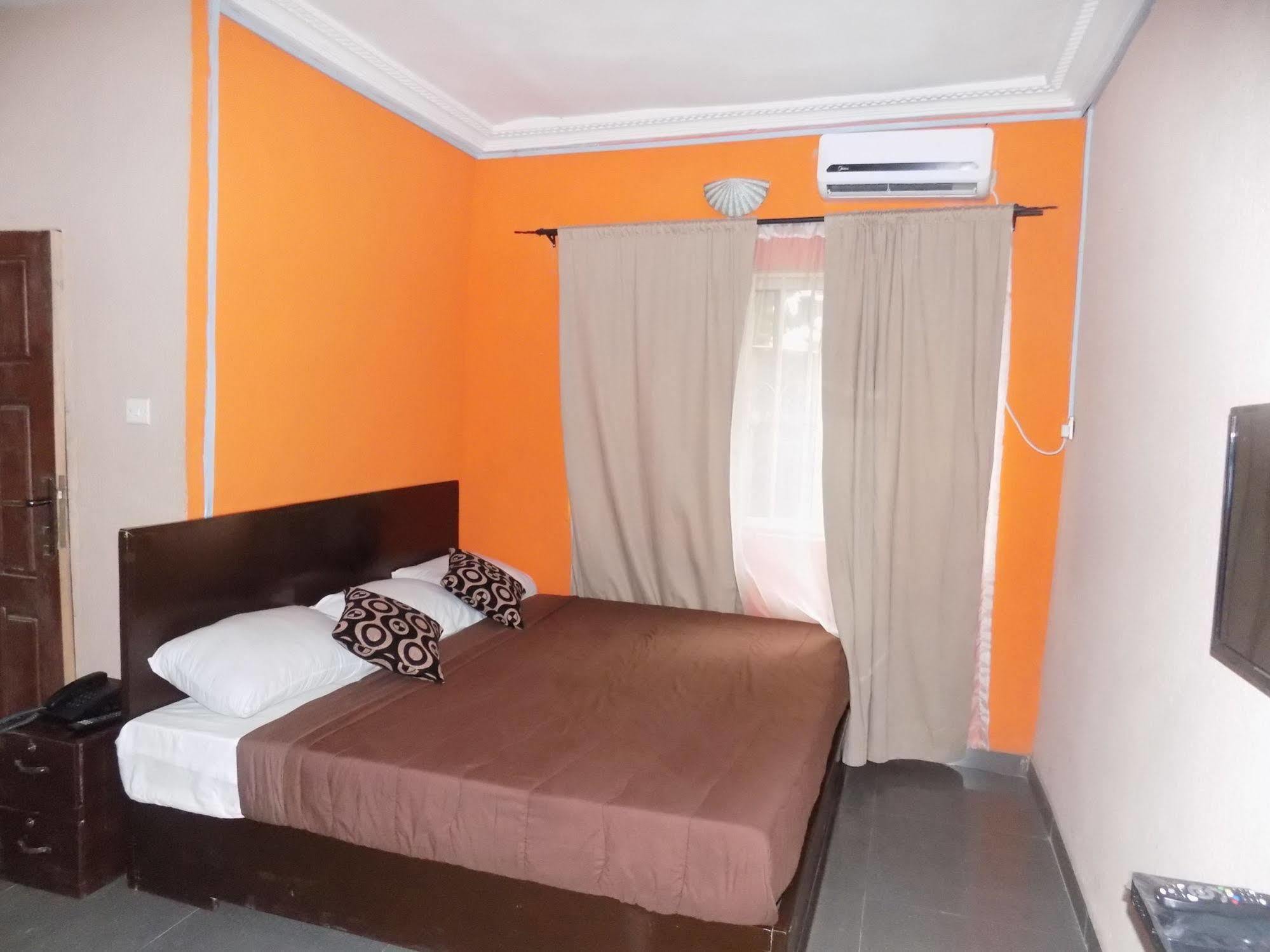Posh Apartments And Hotel Ikeja Dış mekan fotoğraf