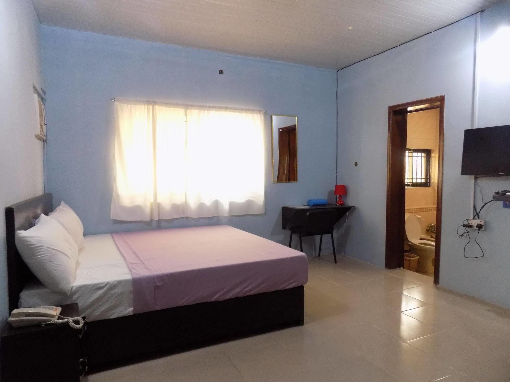Posh Apartments And Hotel Ikeja Dış mekan fotoğraf